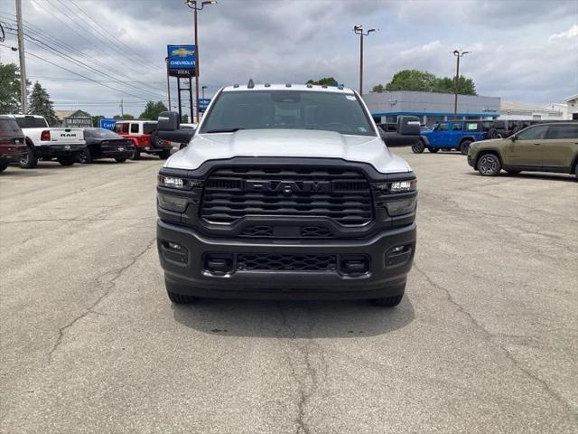 2026 RAM Ram 2500 RAM 2500 TRADESMAN CREW CAB 4X4 64 BOX