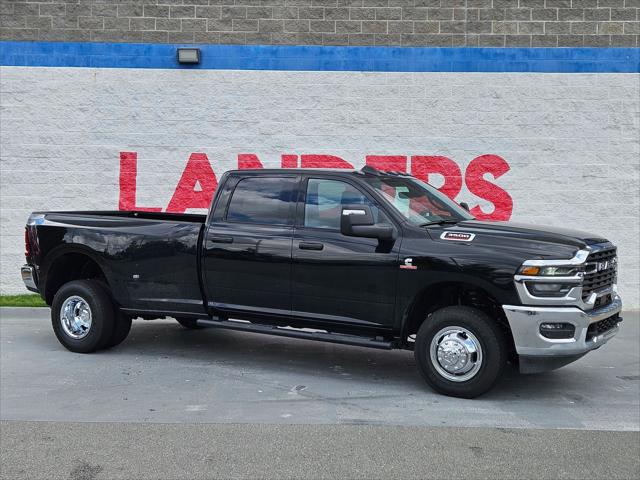 2026 RAM Ram 3500 RAM 3500 TRADESMAN CREW CAB 4X4 8 BOX