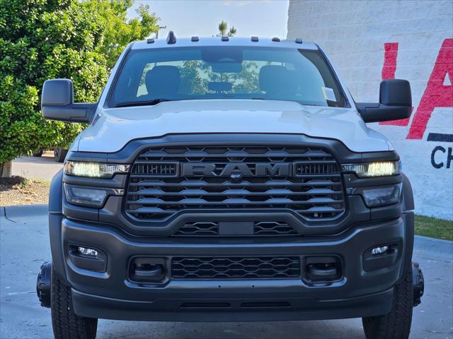 2026 RAM Ram 5500 Chassis Cab RAM 5500 TRADESMAN CHASSIS CREW CAB 4X4 84 CA