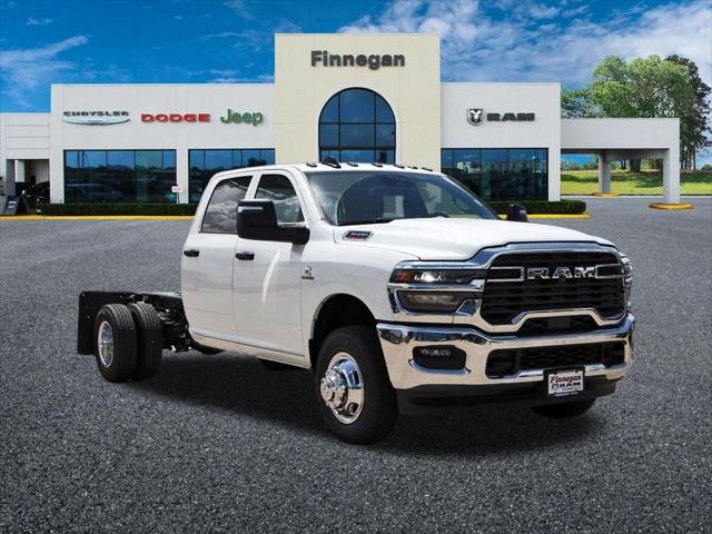 2026 RAM 3500 Chassis RAM 3500 TRADESMAN CREW CAB CHASSIS 4X4 60 CA