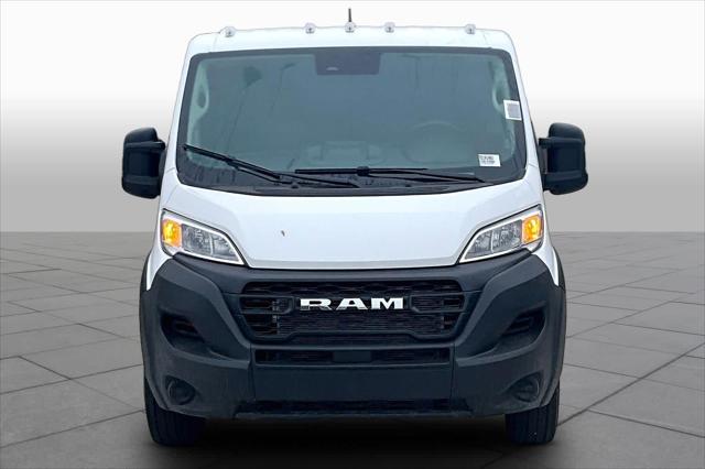 2026 Ram ProMaster Cargo Van Tradesman Low Roof 136" WB w/Pass Seat