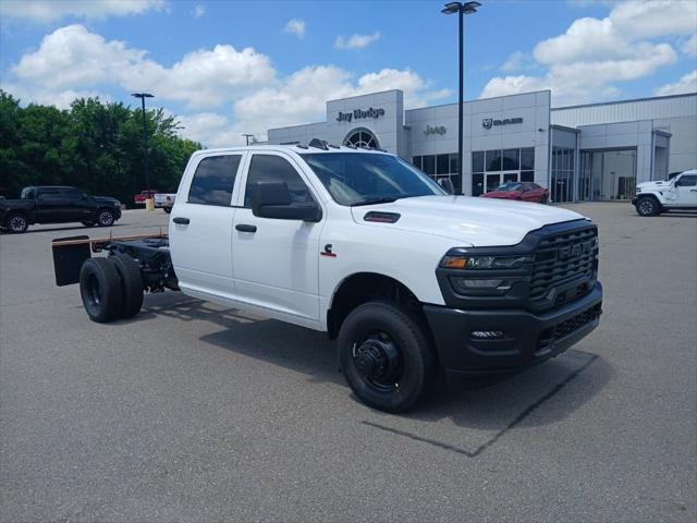 2026 RAM 3500 Chassis RAM 3500 TRADESMAN CREW CAB CHASSIS 4X4 60 CA