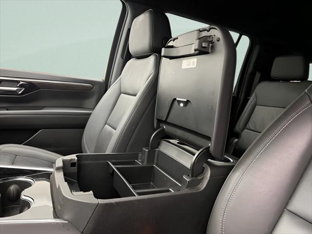 2025 Chevrolet Suburban 4WD Z71
