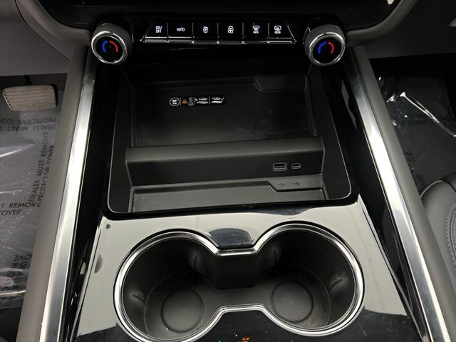 2025 Chevrolet Suburban 4WD Z71