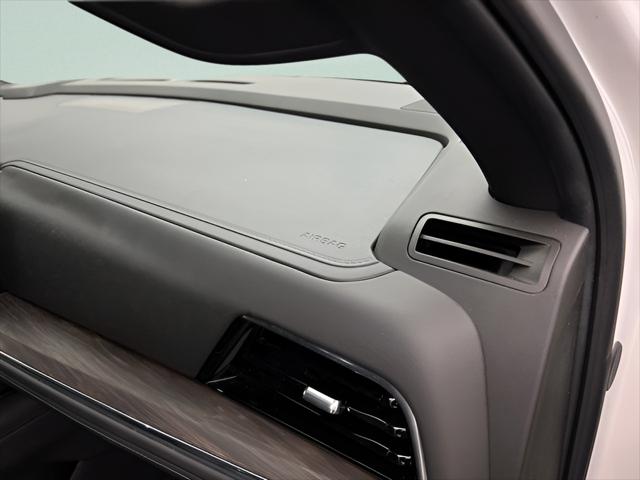 2025 Chevrolet Suburban 4WD Z71