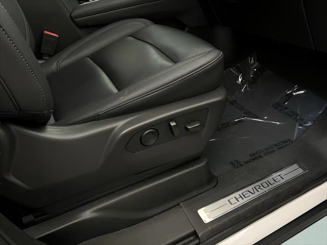 2025 Chevrolet Suburban 4WD Z71