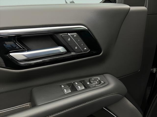 2025 Chevrolet Suburban 4WD Z71