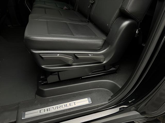 2025 Chevrolet Suburban 4WD Z71