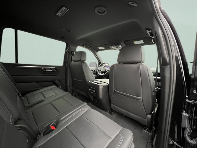 2025 Chevrolet Suburban 4WD Z71