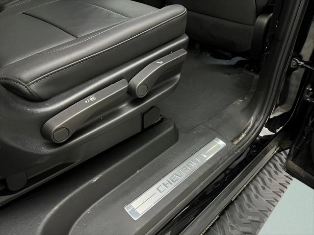 2025 Chevrolet Suburban 4WD Z71