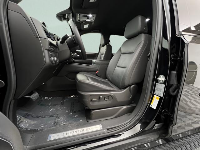 2025 Chevrolet Suburban 4WD Z71