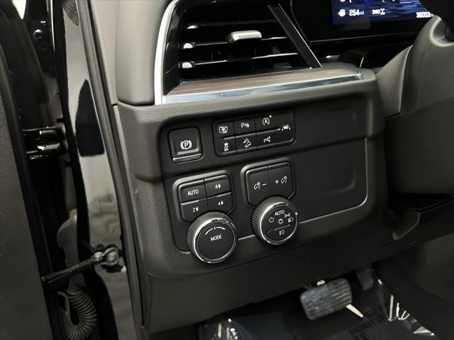 2025 Chevrolet Suburban 4WD Z71