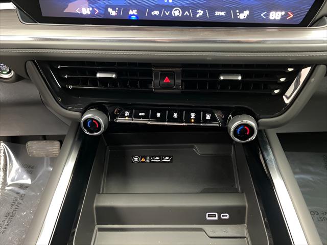 2025 Chevrolet Suburban 4WD Z71
