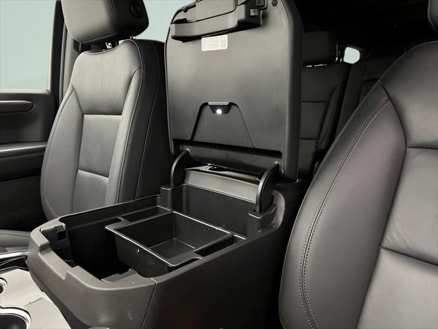 2025 Chevrolet Suburban 4WD Z71