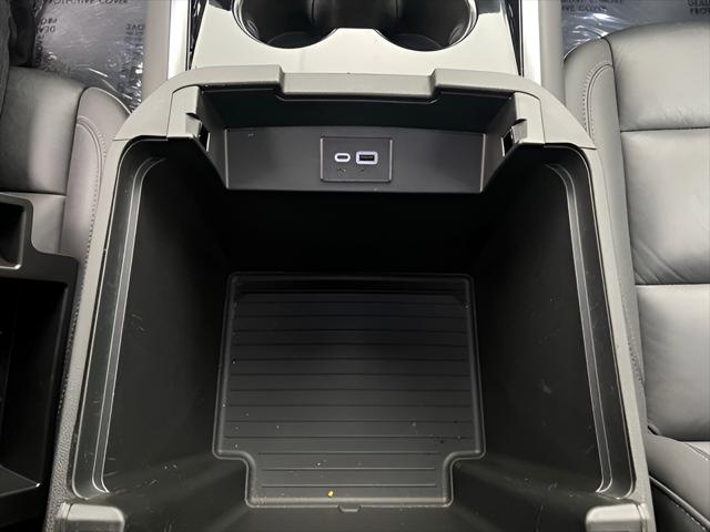 2025 Chevrolet Suburban 4WD Z71
