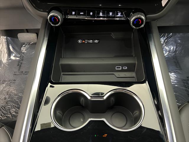 2025 Chevrolet Suburban 4WD Z71