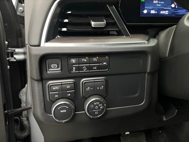 2025 Chevrolet Suburban 4WD Z71