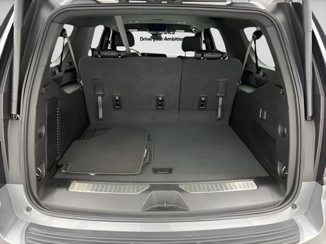 2025 Chevrolet Suburban 4WD Z71