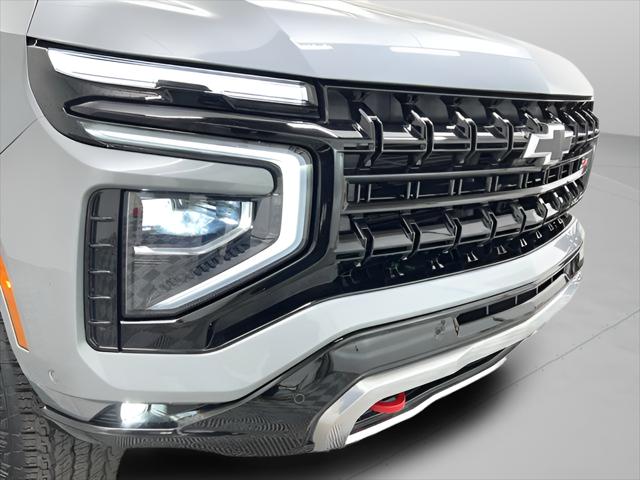 2025 Chevrolet Suburban 4WD Z71