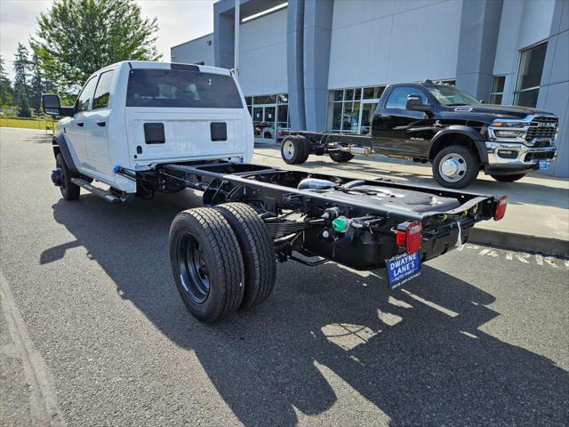 2026 RAM 5500 Chassis RAM 5500 TRADESMAN CHASSIS CREW CAB 4X4 84 CA