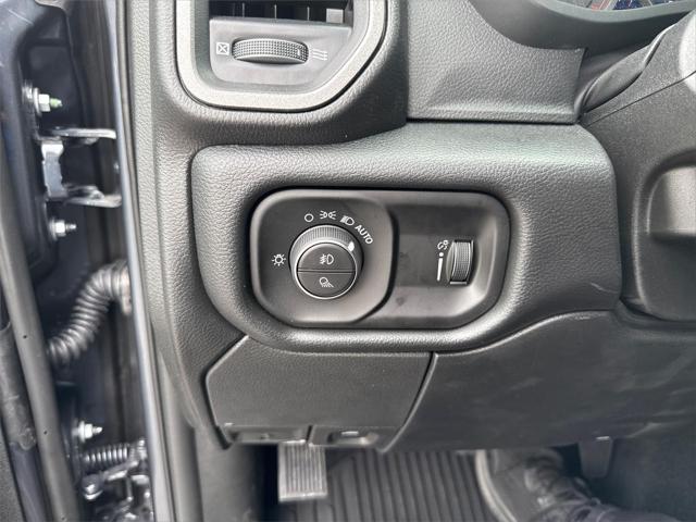 2026 Ram 2500 Black Express Crew Cab 4x4 8" Box