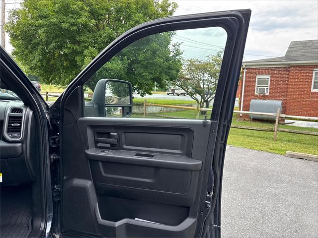 2026 Ram 2500 Black Express Crew Cab 4x4 8" Box