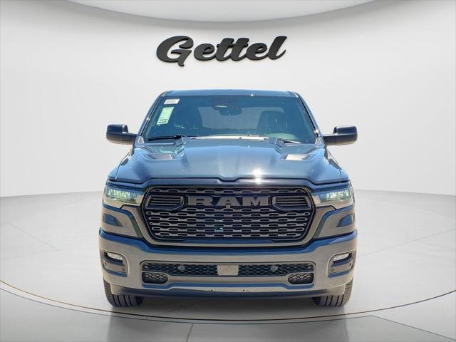 2026 RAM Ram 1500 RAM 1500 EXPRESS CREW CAB 4X4 57 BOX