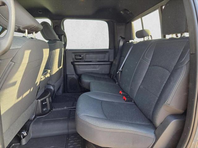 2026 Ram 2500 Black Express Crew Cab 4x4 6'4" Box