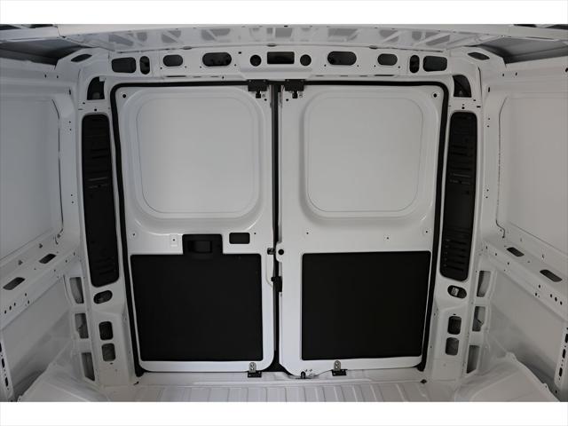 2026 Ram ProMaster Cargo Van Tradesman Low Roof 118" WB w/Pass Seat