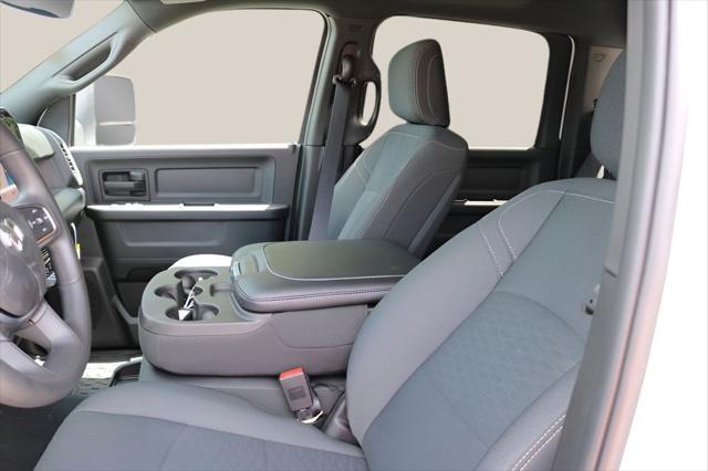 2026 Ram 2500 Tradesman Crew Cab 4x4 6'4" Box