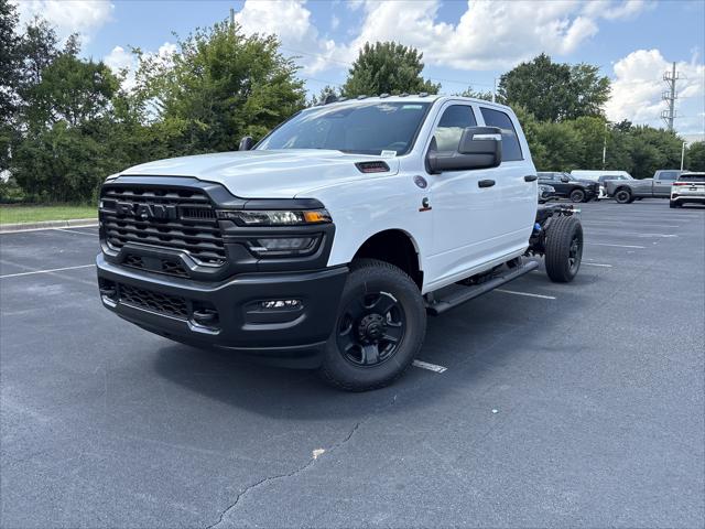 2026 RAM 3500 Chassis RAM 3500 TRADESMAN CREW CAB CHASSIS 4X4 60 CA