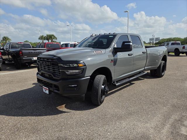 2026 RAM Ram 3500 RAM 3500 TRADESMAN CREW CAB 4X4 8 BOX