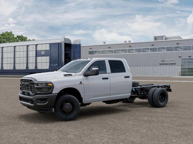 2026 RAM Ram 3500 Chassis Cab RAM 3500 TRADESMAN CREW CAB CHASSIS 4X4 60 CA