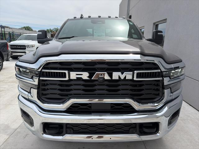2026 RAM 2500 RAM 2500 TRADESMAN CREW CAB 4X4 64 BOX