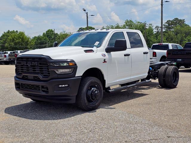 2026 RAM 3500 Chassis RAM 3500 TRADESMAN CREW CAB CHASSIS 4X4 60 CA