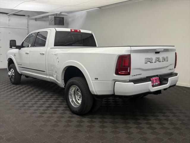 2026 RAM Ram 3500 RAM 3500 LIMITED CREW CAB 4X4 8 BOX