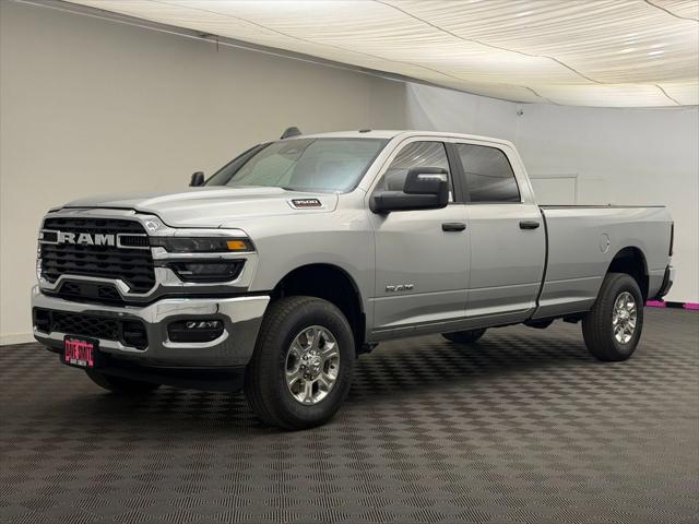 2026 RAM Ram 3500 RAM 3500 BIG HORN CREW CAB 4X4 8 BOX