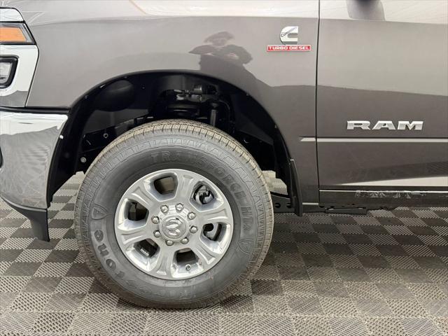 2026 Ram 3500 Big Horn Crew Cab 4x4 8' Box