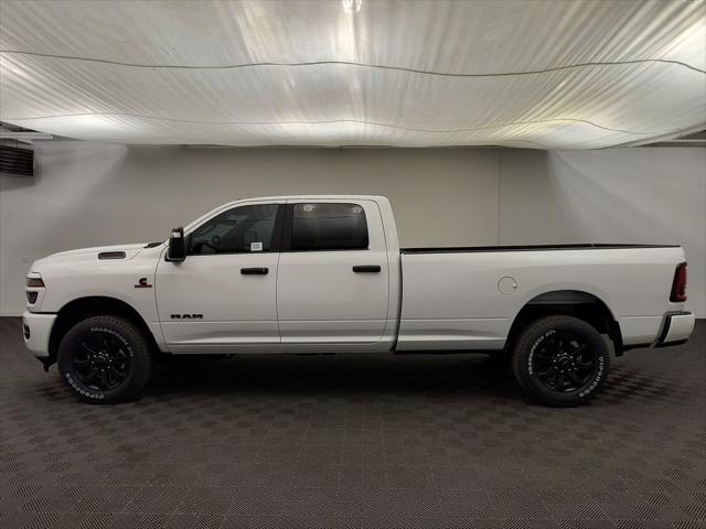 2026 Ram 3500 Big Horn Crew Cab 4x4 8' Box