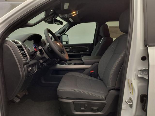 2026 Ram 3500 Big Horn Crew Cab 4x4 8' Box