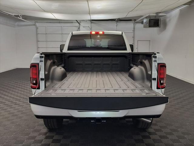 2026 Ram 3500 Big Horn Crew Cab 4x4 8' Box