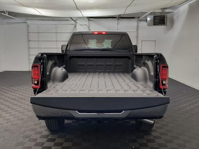 2026 Ram 3500 Big Horn Crew Cab 4x4 8' Box