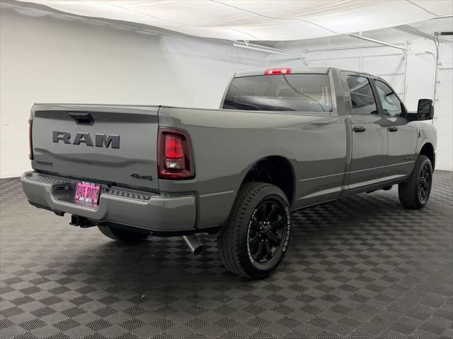 2026 Ram 3500 Big Horn Crew Cab 4x4 8' Box