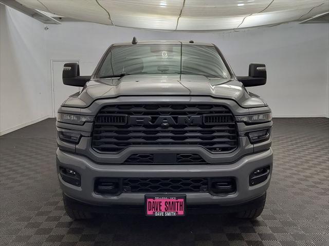 2026 Ram 3500 Big Horn Crew Cab 4x4 8' Box