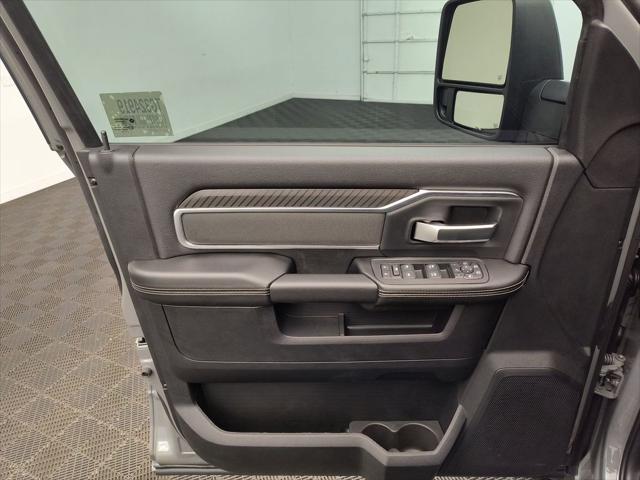 2026 Ram 3500 Big Horn Crew Cab 4x4 8' Box