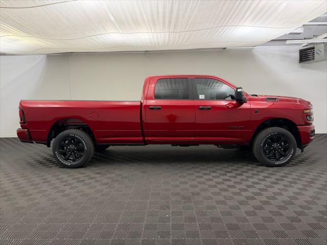 2026 Ram 3500 Big Horn Crew Cab 4x4 8' Box