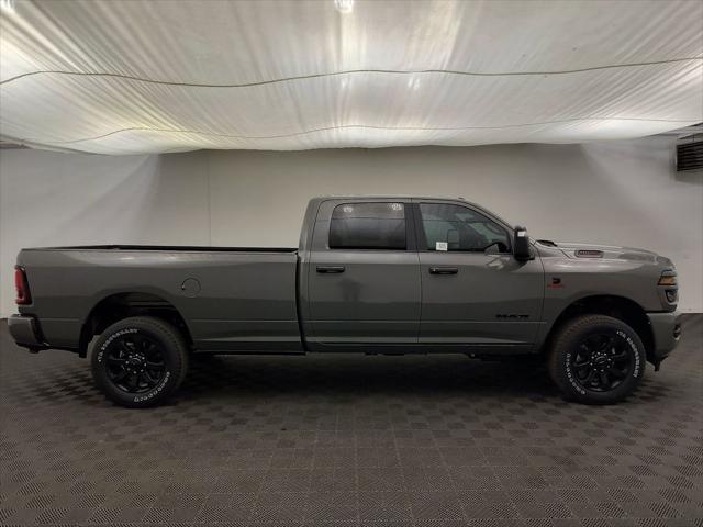 2026 Ram 3500 Big Horn Crew Cab 4x4 8' Box