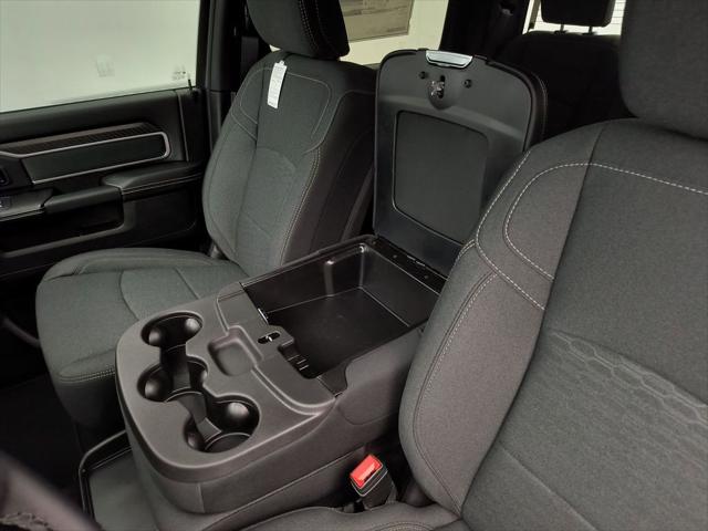 2026 Ram 3500 Big Horn Crew Cab 4x4 8' Box