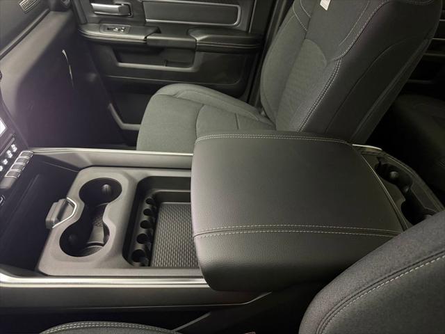 2026 Ram 3500 Big Horn Crew Cab 4x4 8' Box