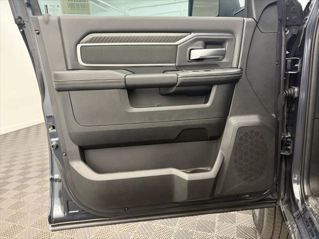 2026 Ram 3500 Big Horn Crew Cab 4x4 8' Box
